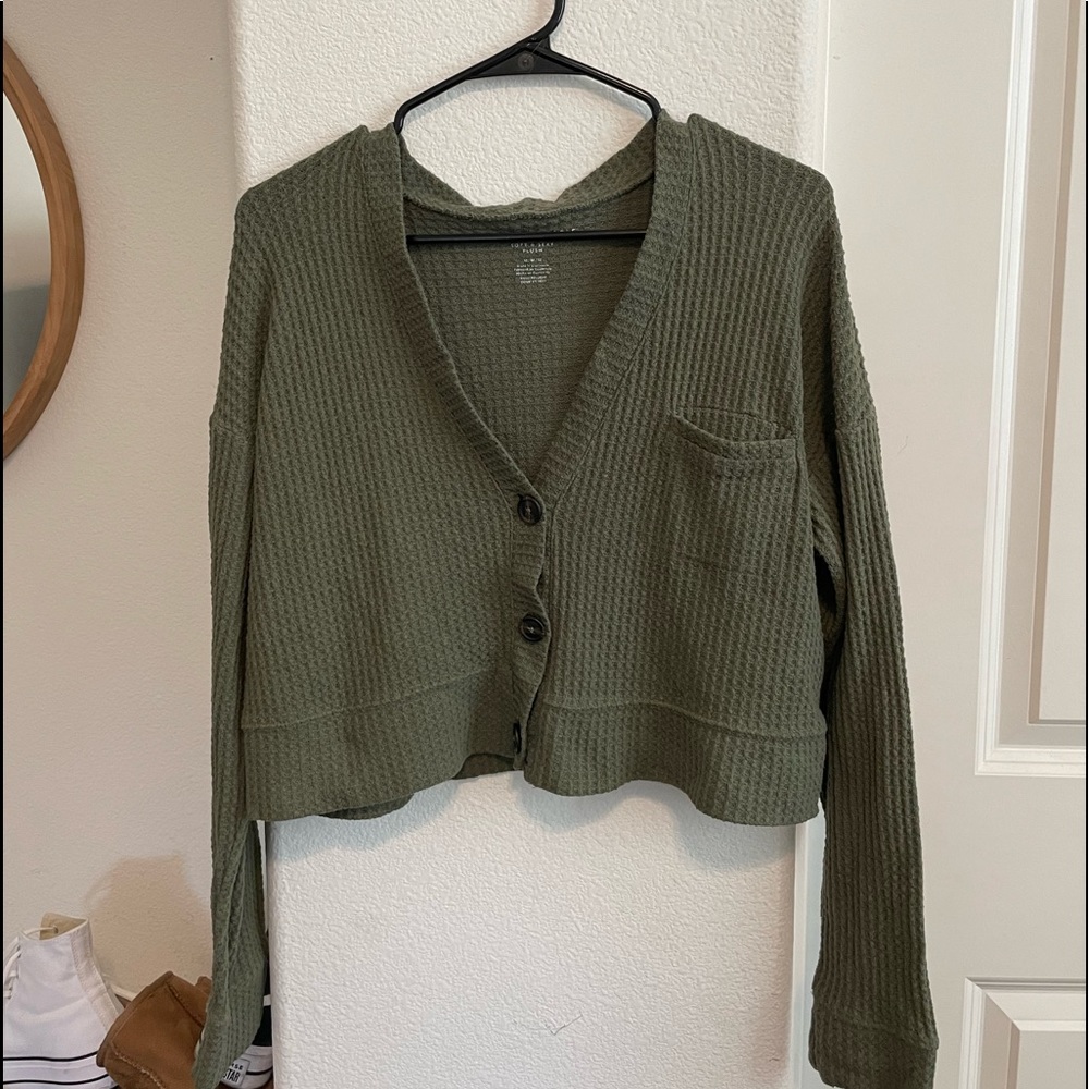 AMERICAN EAGLE cardigan crop top